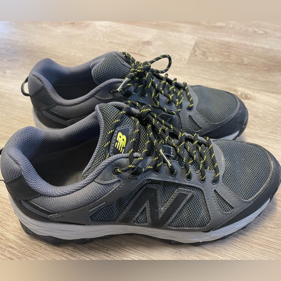 Mens used new balance shoes size 12 in great condition - Picture 1 of 2